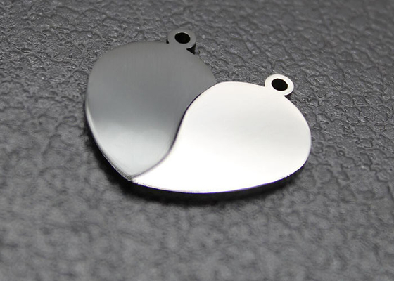 Titanium steel heart-shaped couple necklace pair stainless steel half-heart splicing hanging tag wholesale engraved logo