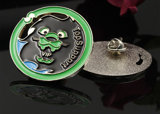 Metal stoving varnish lacquer brooch pin creative cartoon dog image modeling hollowed out name tag brooch custom